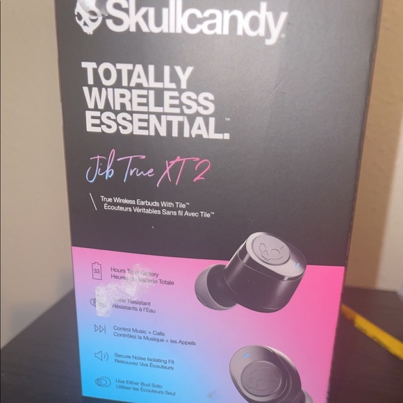 Wireless earbuds new - Picture 1 of 1